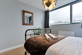 Kensington 3 Bedroom Flat Close2subway
