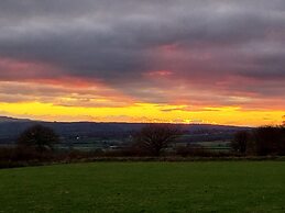 The Musterer's Hut, Outdoor Bath & Valley View