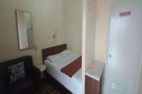OYO 93668 Buah Batu Guest House