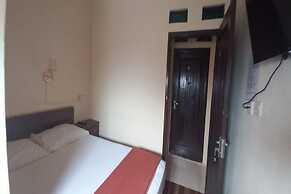 OYO 93668 Buah Batu Guest House