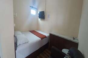 OYO 93668 Buah Batu Guest House