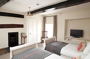 Black Lion Hotel