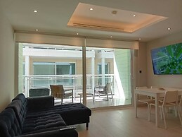 Marina Club Adriatic, Gibraltar - Studio Apartment