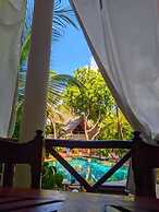 Marine Holiday House- Bed & Breakfast