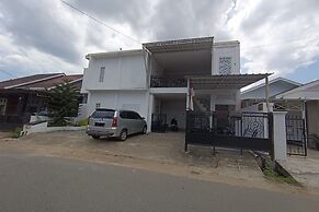 OYO 93654 Gr Kost Kaladan