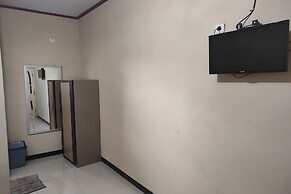 OYO 93654 Gr Kost Kaladan