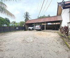 OYO 93657 Puri Batu Bolong