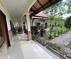 OYO 93657 Puri Batu Bolong