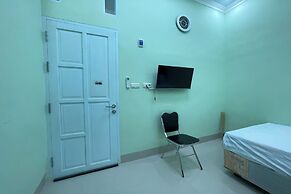 OYO 93664 Homestay Purirano