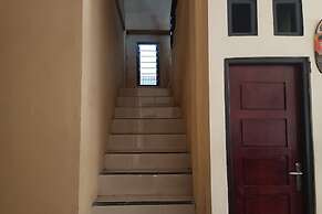 OYO 93664 Homestay Purirano