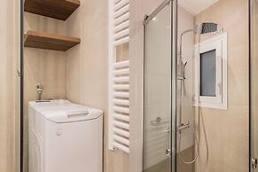 Petite 1BR Apartment in Exarchia