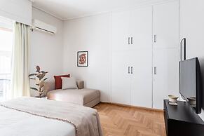 Petite 1BR Apartment in Exarchia