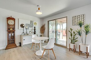 Modern Midcentury Tucson Retreat: Patio & Hot Tub