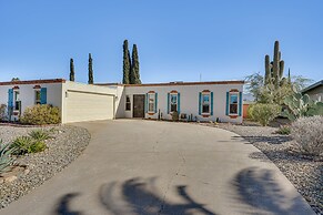 Modern Midcentury Tucson Retreat: Patio & Hot Tub