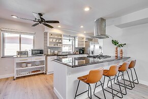 Modern Midcentury Tucson Retreat: Patio & Hot Tub