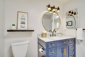 Modern Midcentury Tucson Retreat: Patio & Hot Tub