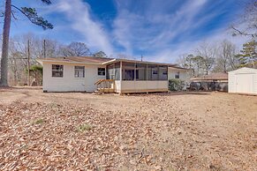 Pet-friendly Fultondale Home ~ 9 Mi to Birmingham!