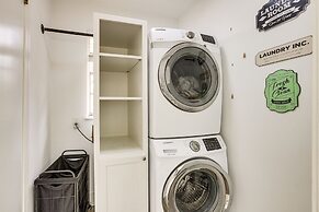 Pet-friendly Fultondale Home ~ 9 Mi to Birmingham!