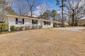 Pet-friendly Fultondale Home ~ 9 Mi to Birmingham!