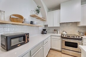 Mesa Townhome w/ Pool Access ~ 7 Mi to Asu!