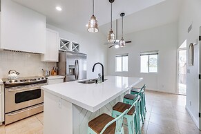 Mesa Townhome w/ Pool Access ~ 7 Mi to Asu!