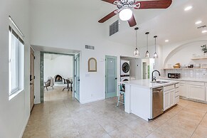 Mesa Townhome w/ Pool Access ~ 7 Mi to Asu!