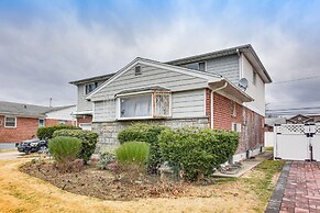 Pet-friendly Elmont Apartment: 17 Mi to Nyc!