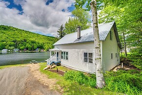 Peaceful Stark Cottage w/ Deck on South Ponds!
