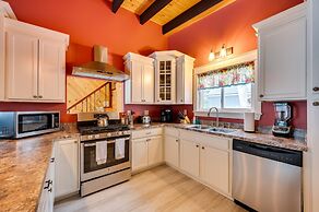 Peaceful Stark Cottage w/ Deck on South Ponds!