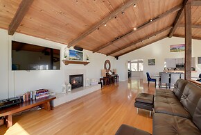 Aptos Home w/ Decks & Hot Tub - 2 Mi to Beach!