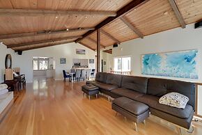 Aptos Home w/ Decks & Hot Tub - 2 Mi to Beach!