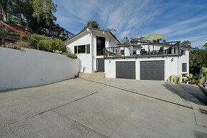 Aptos Home w/ Decks & Hot Tub - 2 Mi to Beach!