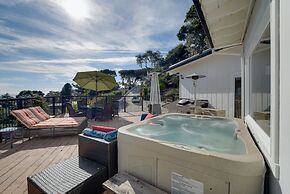 Aptos Home w/ Decks & Hot Tub - 2 Mi to Beach!