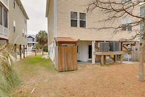 Carolina Beach Home w/ Balconies, Walk to Beach!