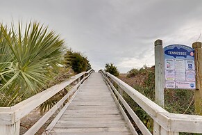 Carolina Beach Home w/ Balconies, Walk to Beach!