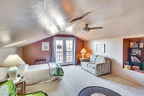 Charming Farmington Home ~ 16 Mi to Aztec Ruins!