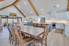 Waterfront Flippin Retreat w/ White River Access!