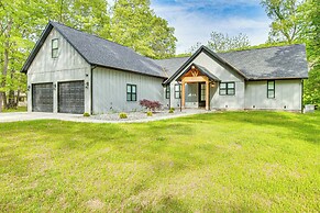 Waterfront Flippin Retreat w/ White River Access!