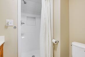 Cozy Vermont Escape w/ Deck, Near Skiing!