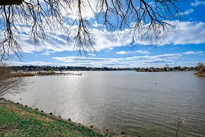 Cottage w/ Potomac River Views in Newburg!