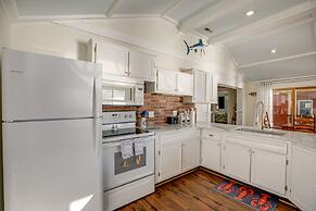 Cottage w/ Potomac River Views in Newburg!