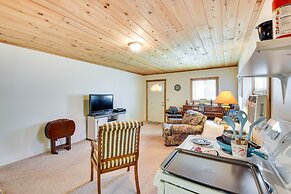 Rustic Jefferson Retreat w/ Fire Pit: Near Athens!