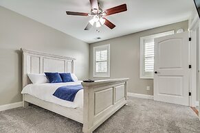 Spacious Home w/ Fireplace - Near Pinehurst Golf!