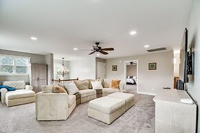 Spacious Home w/ Fireplace - Near Pinehurst Golf!