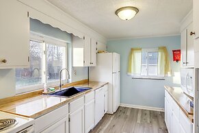 Pet-friendly Union Home ~ 19 Mi to Cincinnati!