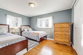 Pet-friendly Union Home ~ 19 Mi to Cincinnati!