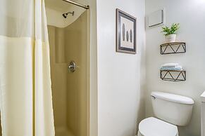 Kill Devil Hills Condo w/ Beach Access On-site!