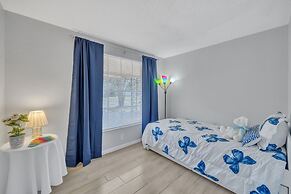 Serenity Retreat: Charming Home Near Attractions! 3 Bedroom Home by Re