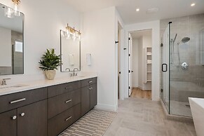 The Beach Club 5 Bedroom Home