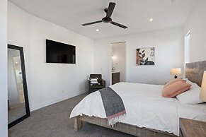 Ray Of Sunshine 5 Bedroom Home